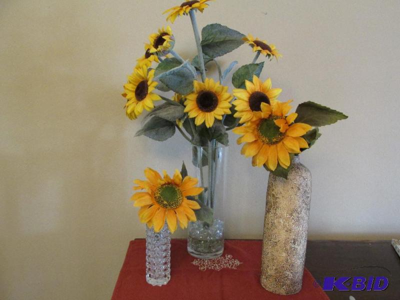 lot 52 image: Sun Flowers for any time of year
