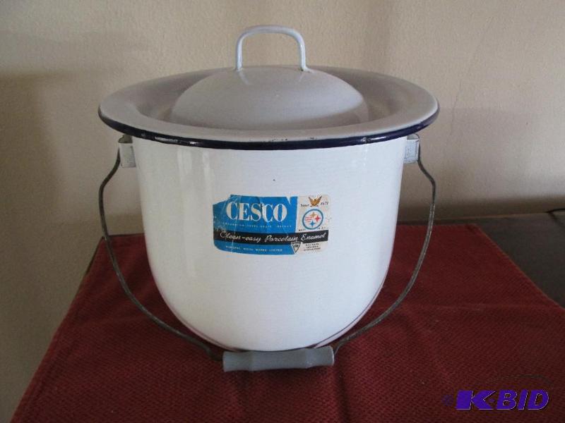 lot 57 image: From Terre Haute, IN -- CESCO -- Porcelain Enamel Pail w Lid