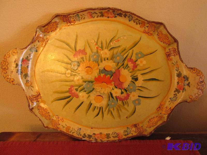 lot 70 image: Antique, Vintage - Collectible Papier Mache Tray