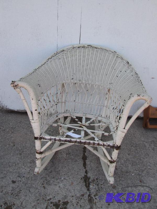 lot 116 image: Vintage wicker chair painted white, ready for...