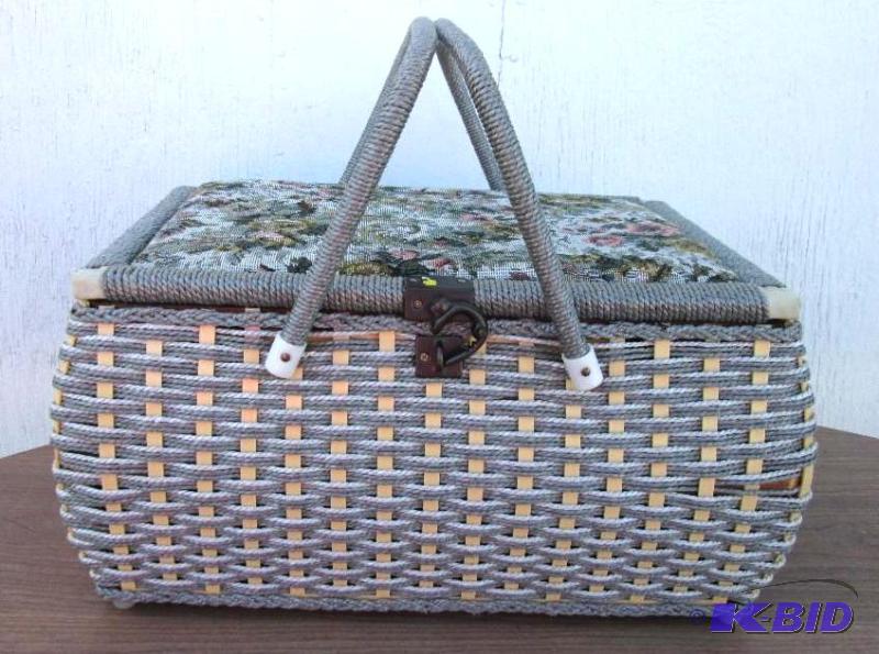 lot 127 image: Sewing or storage basket with pockets inside ...