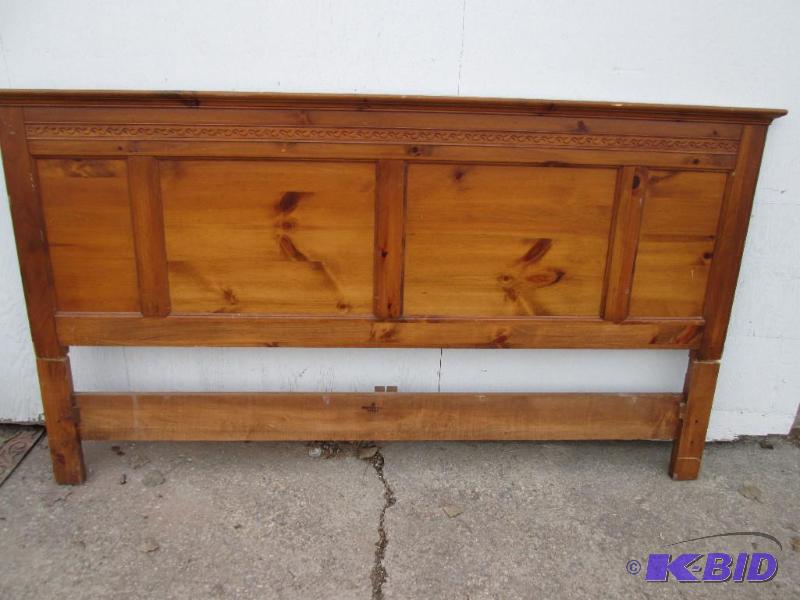 lot 28 image: Headboard by Pennsylvania House, measures 82&...