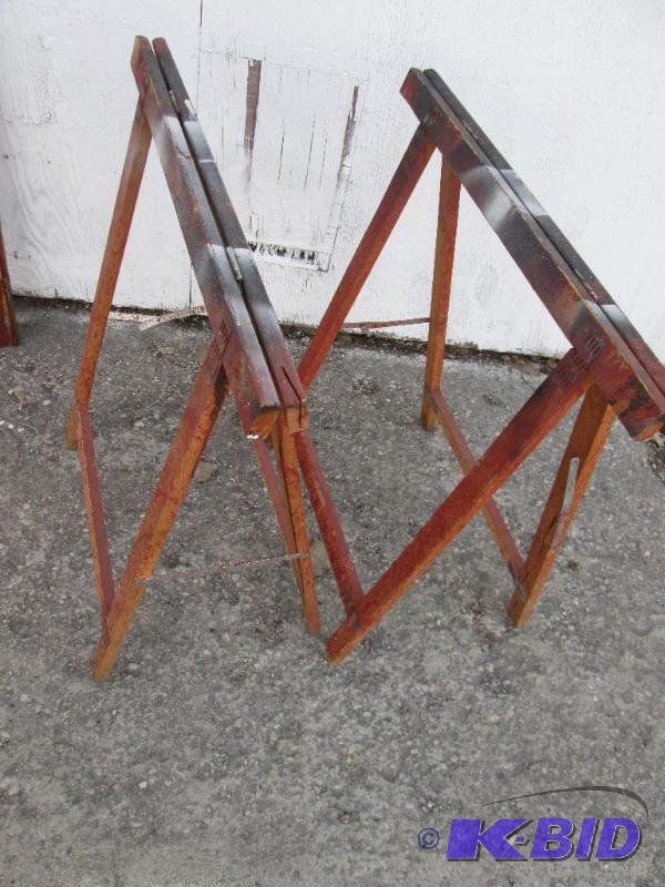 lot 38 image: Pair of saw horses, 31 inches tall...