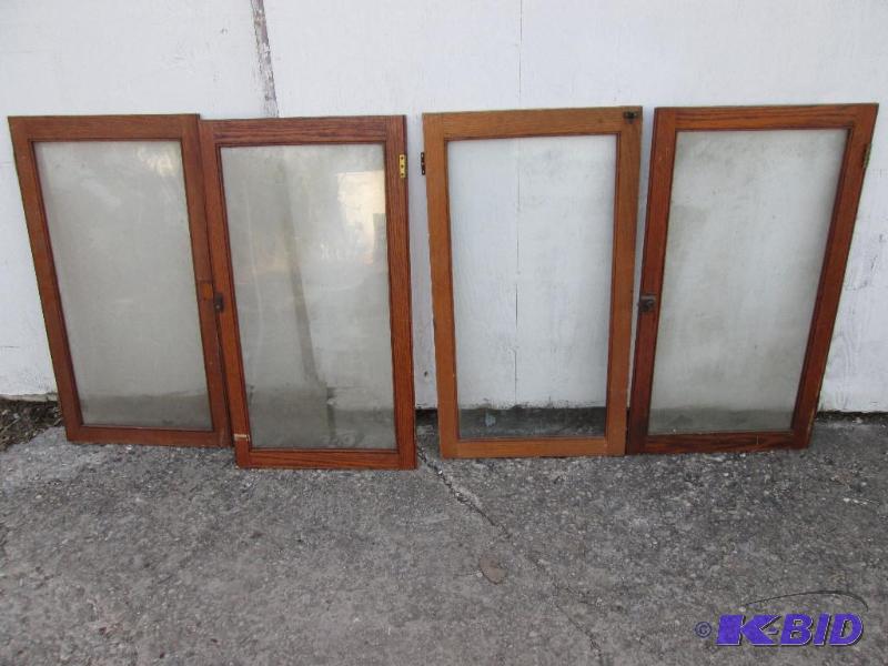 lot 39 image: Lot of vintage wood window frames, measure 21...