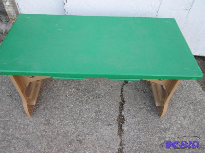 lot 40 image: Plastic childs work table...