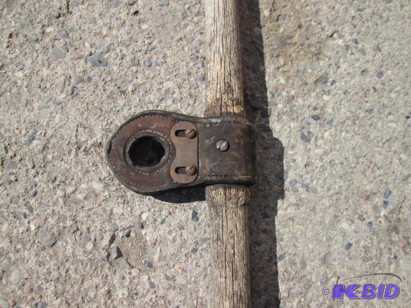 lot 78 image: Vintage horse hitch bar...