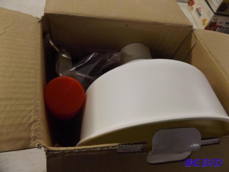 Sauce Master Food Strainer, in box...
