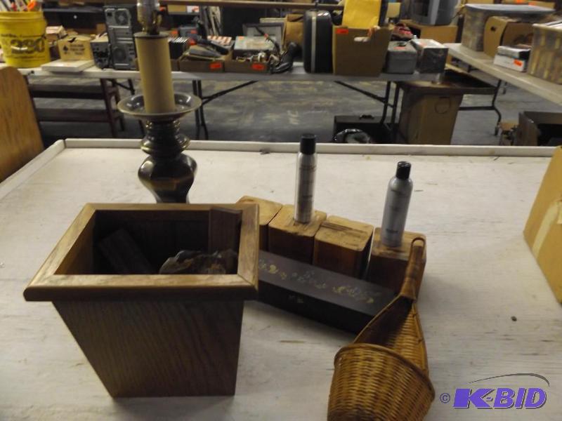 Wooden Planter box, Lamp - no shade, Small ba...