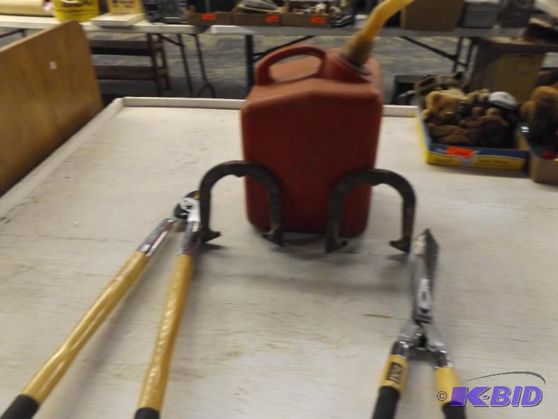 Two Horse shoes, lopping shears, and a hedge ...
