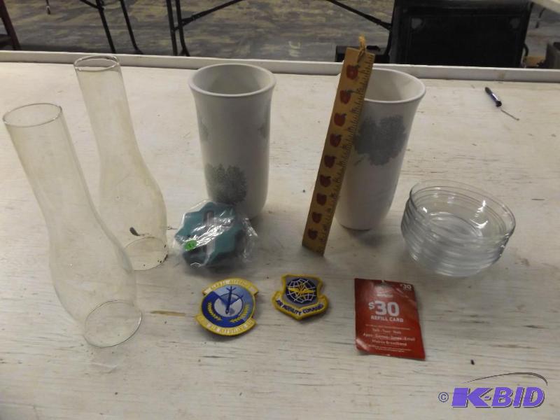 2 oil lamp chimney, 2 Porcelain Vases, 12 a...