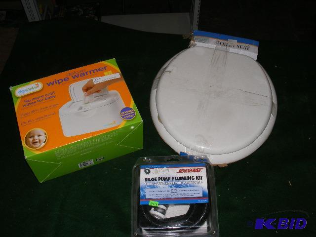 Toilet seat, new. Wipe Warmer, Bilge Pump Plu...