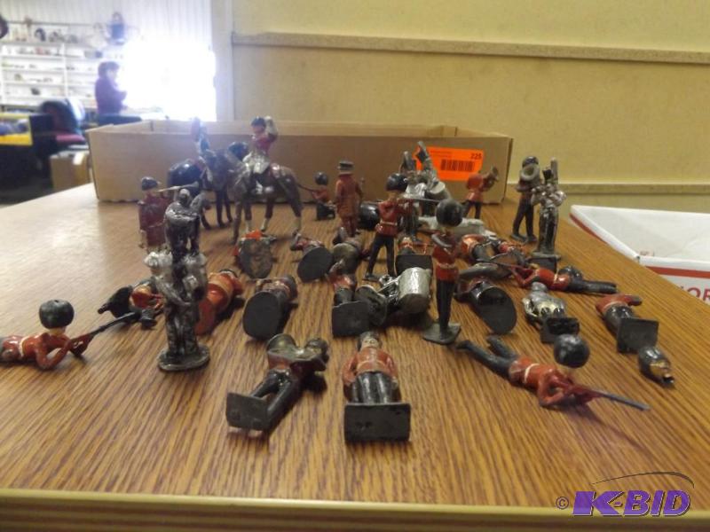Lot of LeadMetal Toy Soldiers...