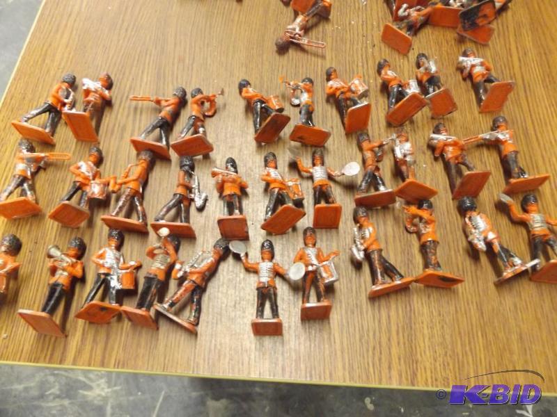 Lot of Kelloggs Marching band figures...