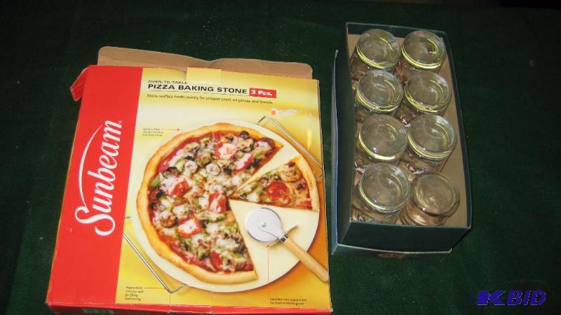 Sunbeam Pizza Baking Stone and 8 drinking gla...
