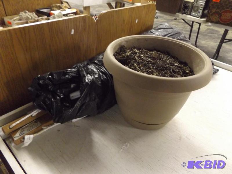 Flower Pot and Bendable Spreader Bars...