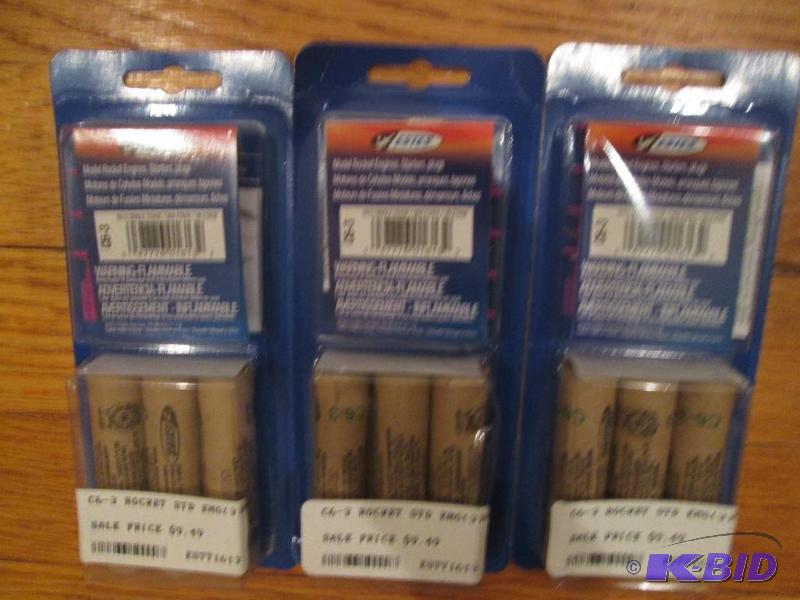 lot 100 image: Lot of C6-3 model rocket engines...