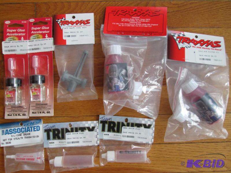 lot 122 image: Lot of modeling fluids, air filter oil solder...