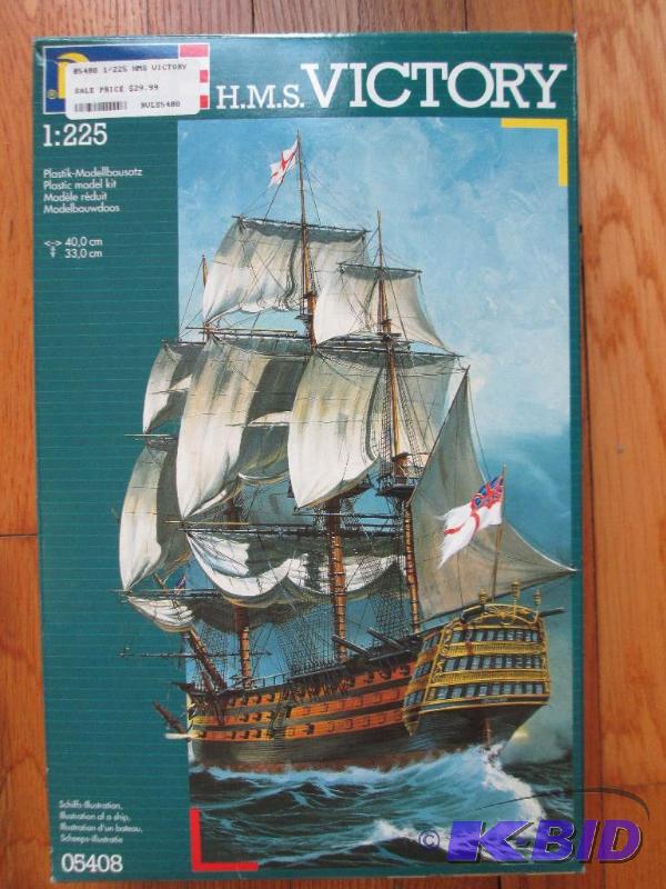 lot 13 image: Revell 1225 H.M.S. Victory model ship kit...