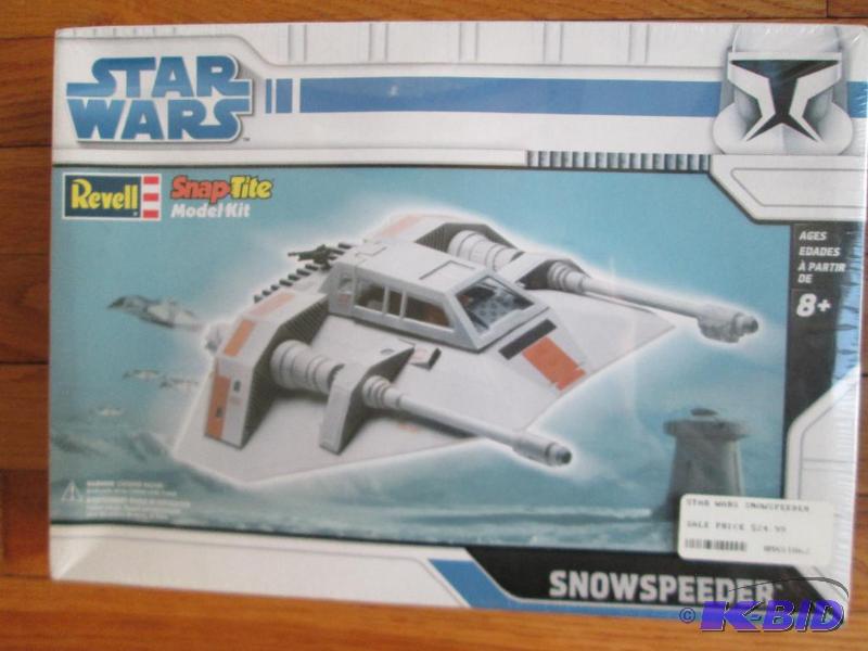 lot 5 image: Revell Snap Tite Star Wars Snowspeeder model ...