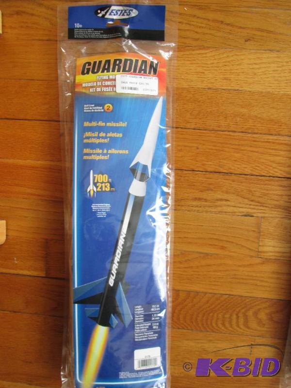 lot 66 image: Estes Guardian model rocket kit...