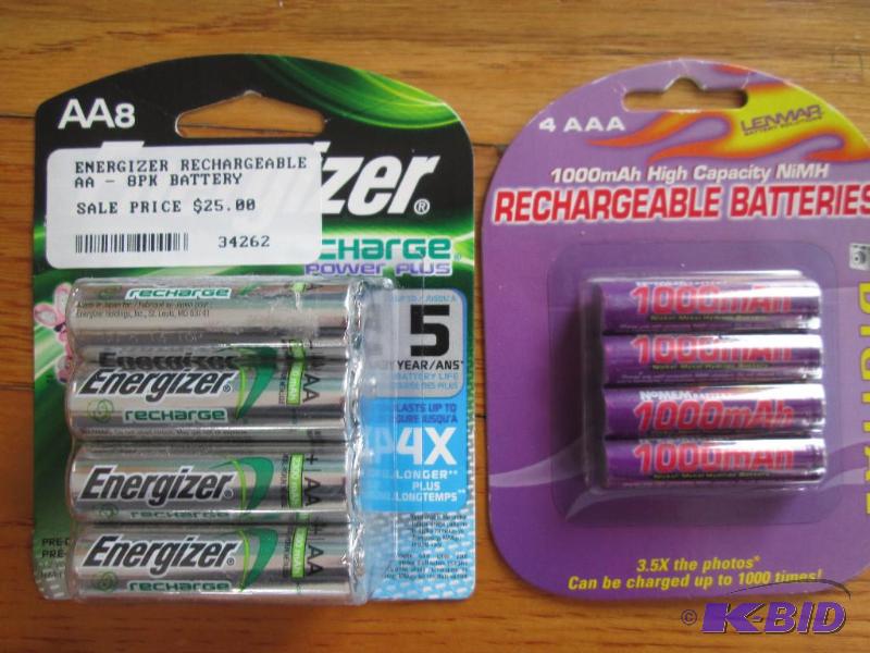 lot 91 image: Rechargeable batteries, 8 Energizer AA and 4 ...