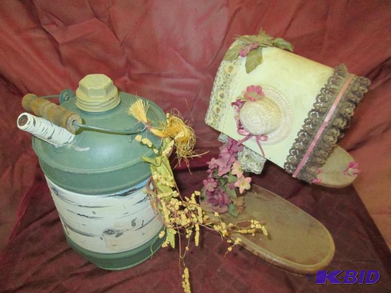 Decorated gas can and mailbox, mailbox needs ...