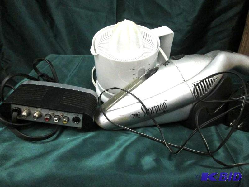 betty Crocker juicer, dirt devil hand vac, ca...