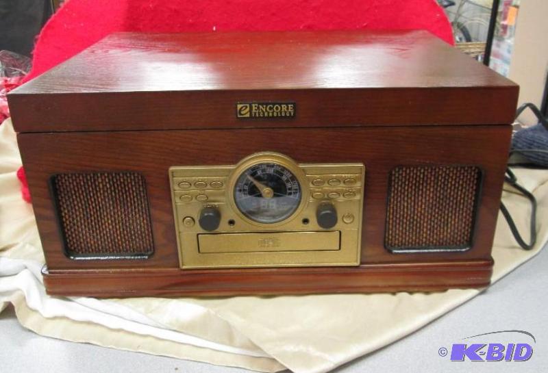 Encore Technology turntable with stereo cd, c...