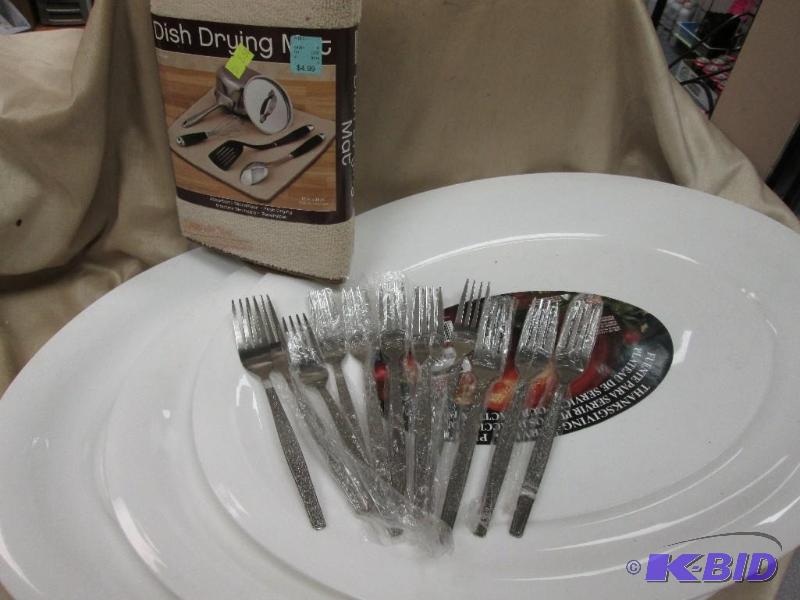 three turkey platters, dish dry mat 12 forks...