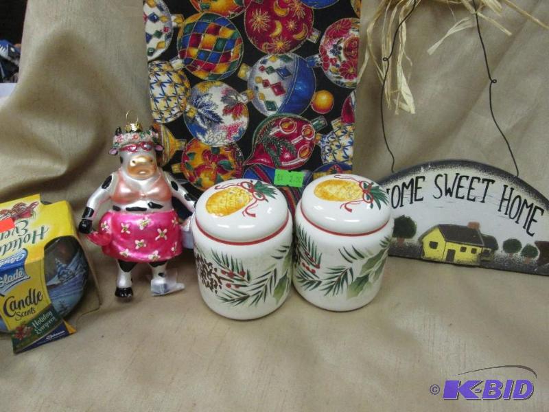 home sweet home sign, holiday salt and pepper...