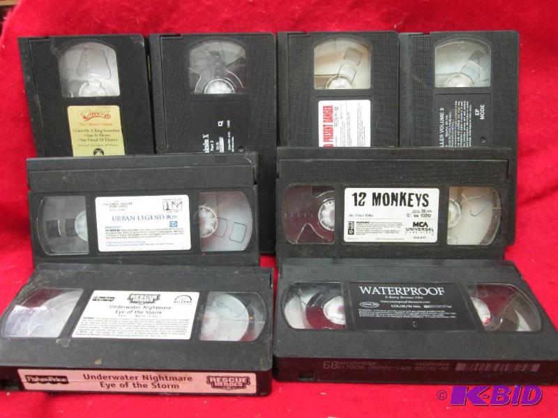 VHS tapes. Urban Legend, 12 moneys, waterproo...
