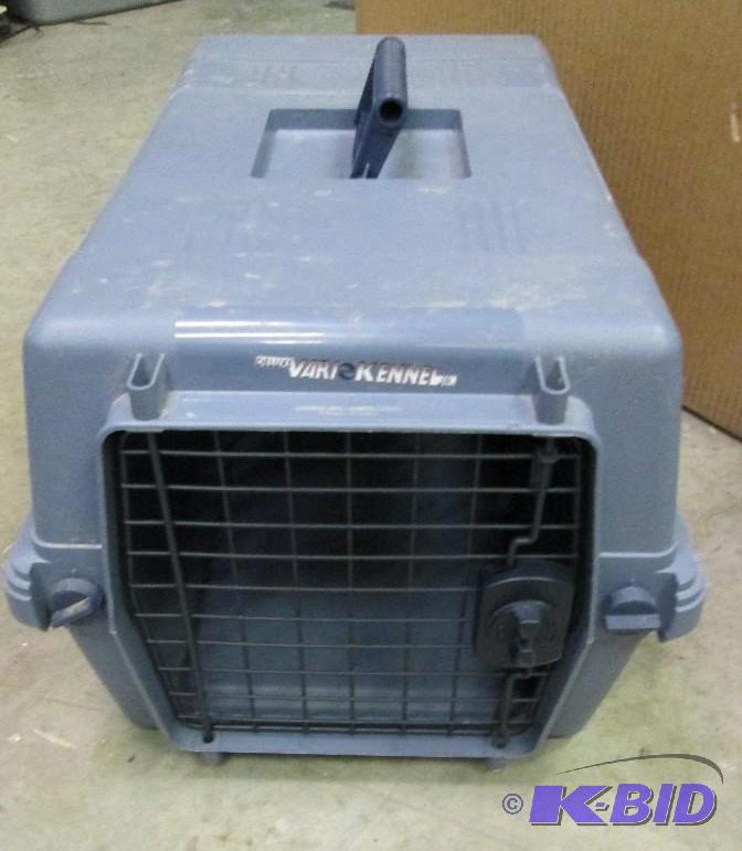 Deluxe Vari Kennel Jr Blue Used...
