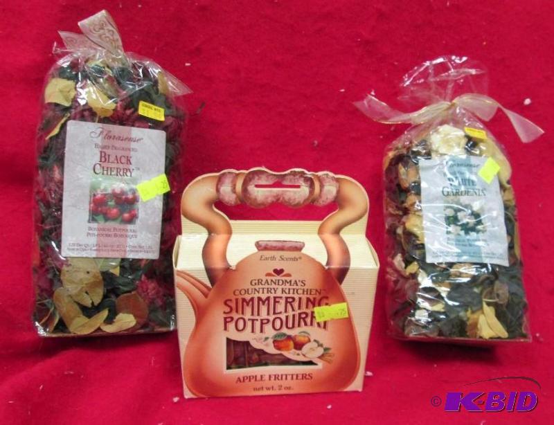 Black cherry, White Gardenia, and apple fritt...