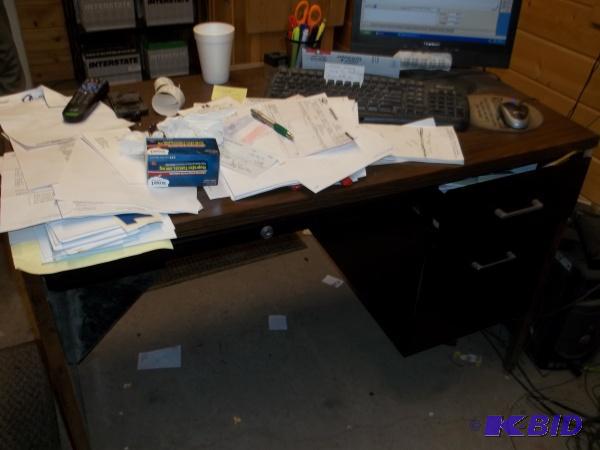 lot 38 image: Metal 3 drawer desk, 30&quotH, 45&quotW, 25...