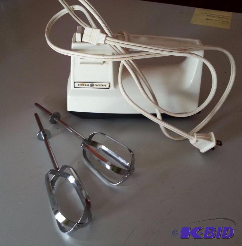 General Electric Hand Mixer...