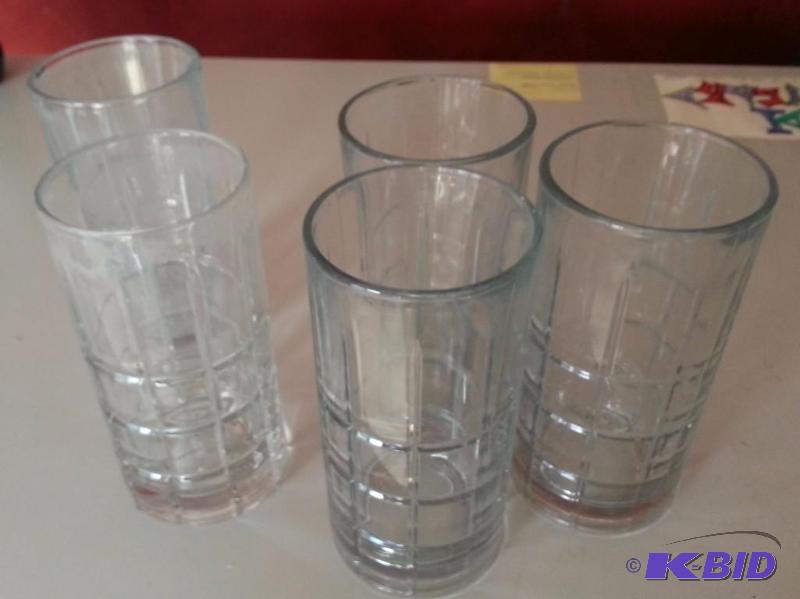 Lot of 6 Drinking Glasses, Heavy...