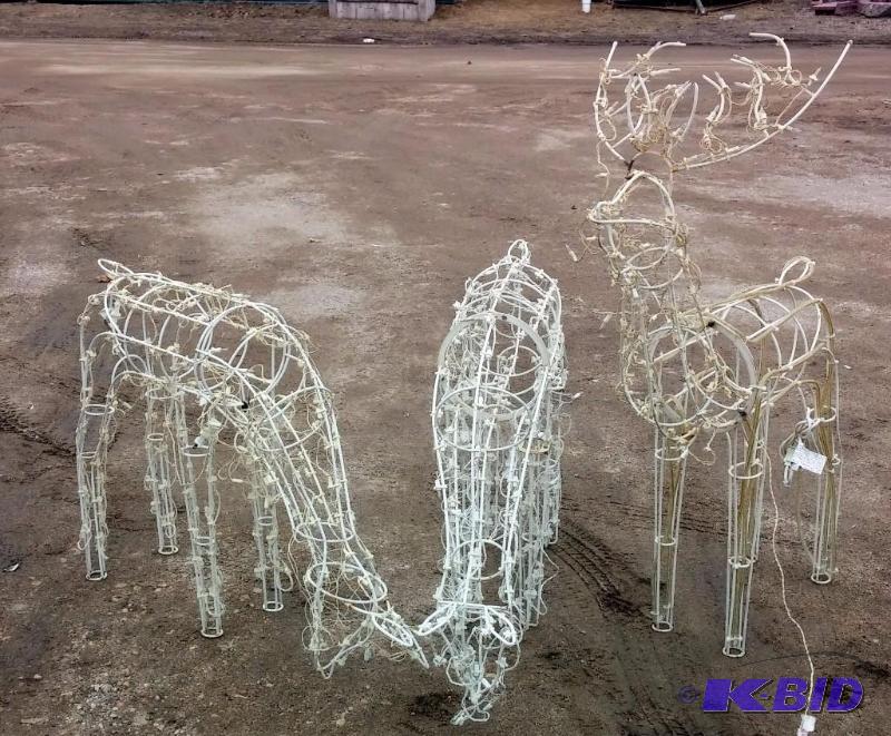 lot 12 image: Set of Large Lawn lighted Reindeers. All work...