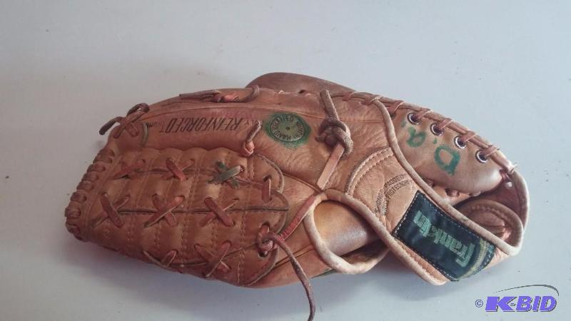 lot 24 image: BOB JOHNSON Baseball Glove, Franklin # 11...