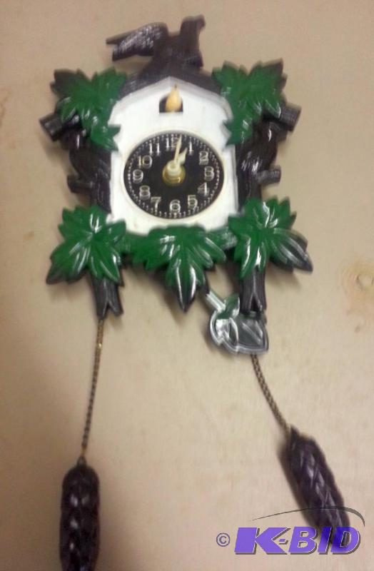 lot 20 image: Small coo-coo Clock...