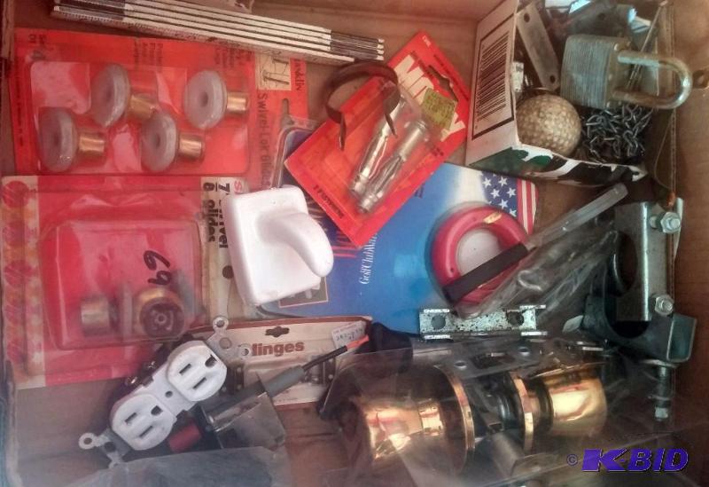 lot 29 image: Misc. Garage Items as shown...