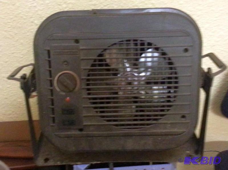 lot 8 image: Heavy Duty Hanging Electric Heater, great for...
