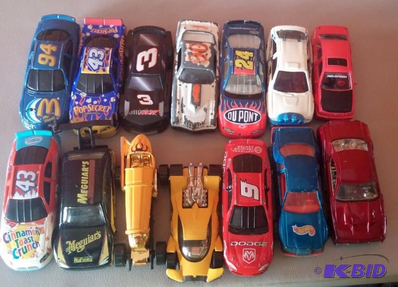 Match BoxHot Wheel Cars as Shown, great Mix...
