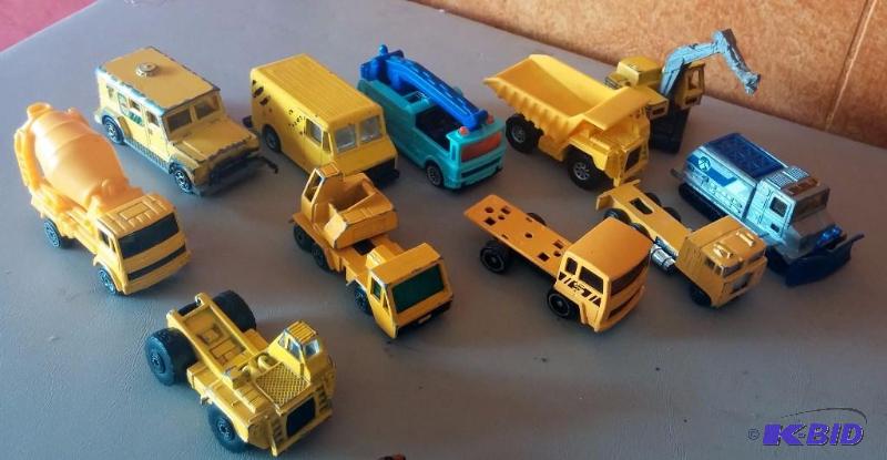 Match BoxHot Wheel Cars as Shown, great Mix...