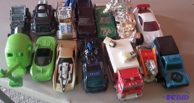 Match BoxHot Wheel Cars as Shown, great Mix...