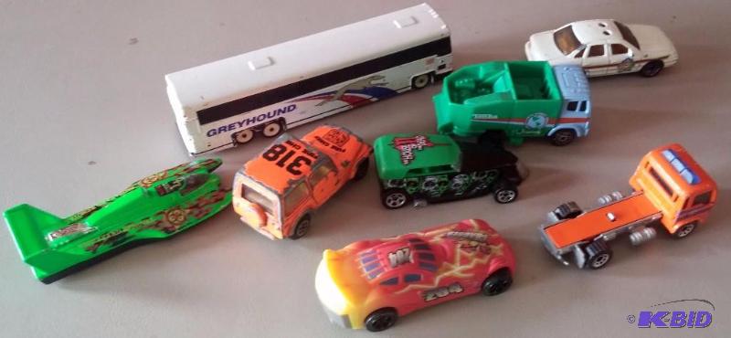 Match BoxHot Wheel Cars as Shown, great Mix...