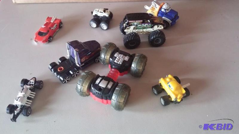 Match BoxHot Wheel Cars as Shown, great Mix...