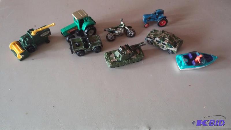 Match BoxHot Wheel Cars as Shown, great Mix...
