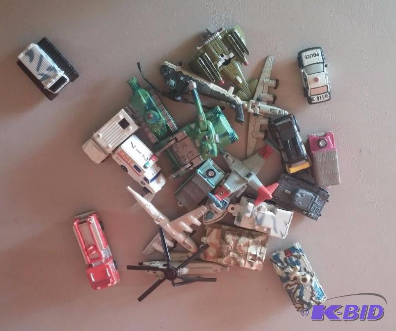 Match BoxHot Wheel Cars as Shown, great Mix...