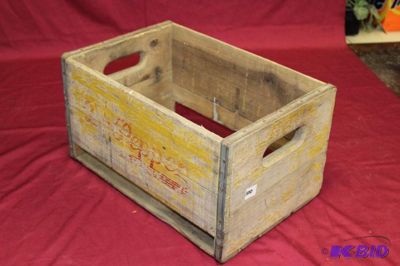 lot 100 image: Dr Pepper Vintage Wood Crate ...