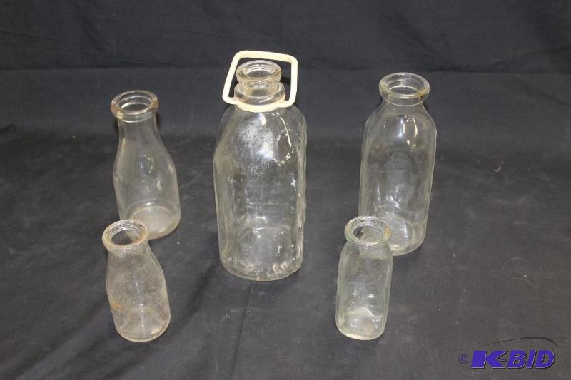 lot 114 image: Vintage Milk and Cream Jars ...